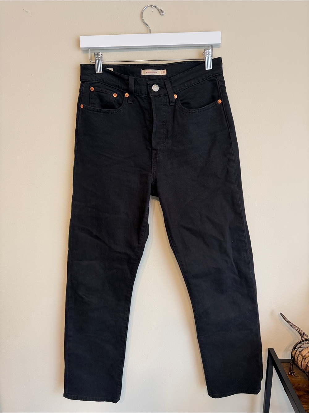 Levi's Women's Black Straight-Leg Jeans
